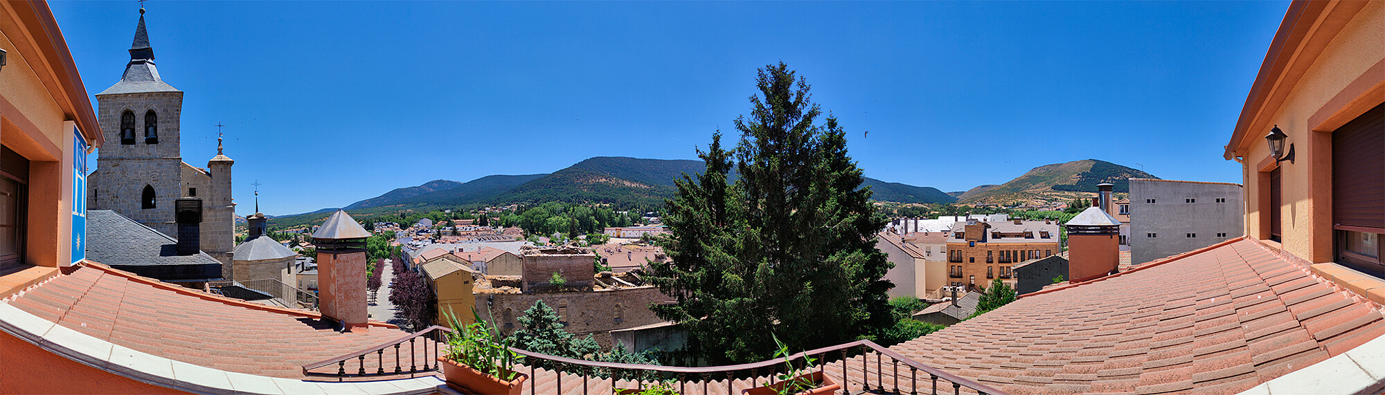 OMMO PhotoNatura - webexport-2048px-pano-20220701-135807.jpg
